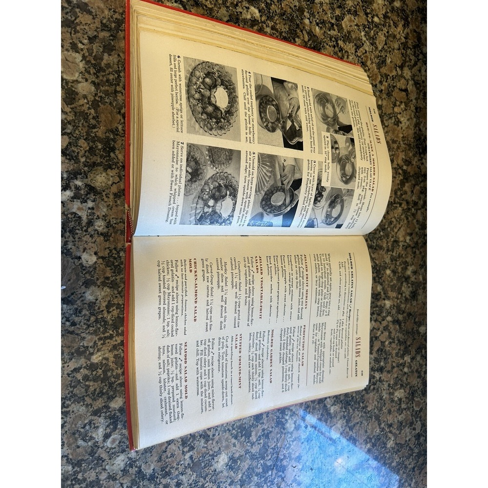 Vintage Betty Crocker's Picture Cook Book 1950 First Edition 449 Pages - Picture 13 of 16